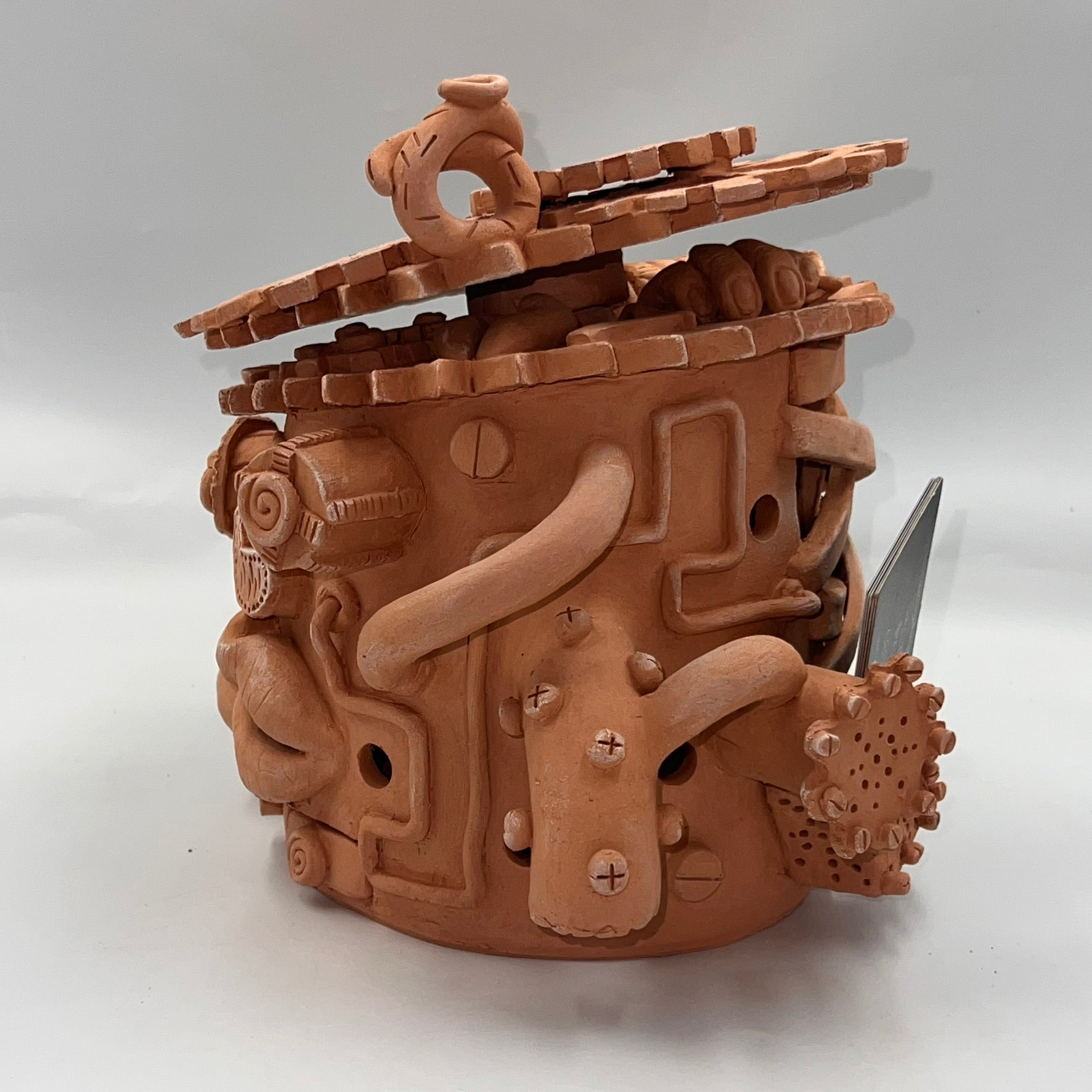 Steampunk Mechanical Tip Jar – The Iron Vault (Preorder)