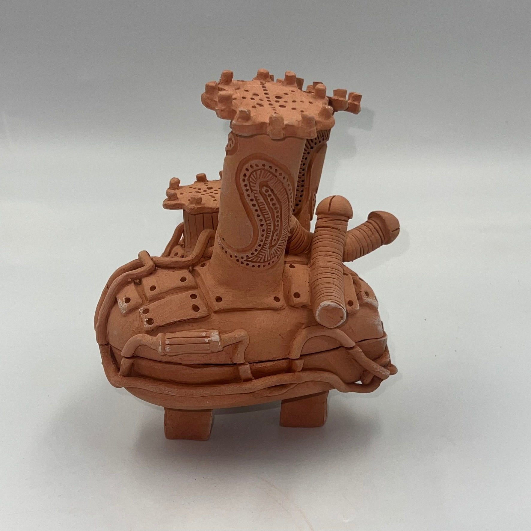 ❤️ Vessel of Vines – Steampunk Heart Box Incense Holder