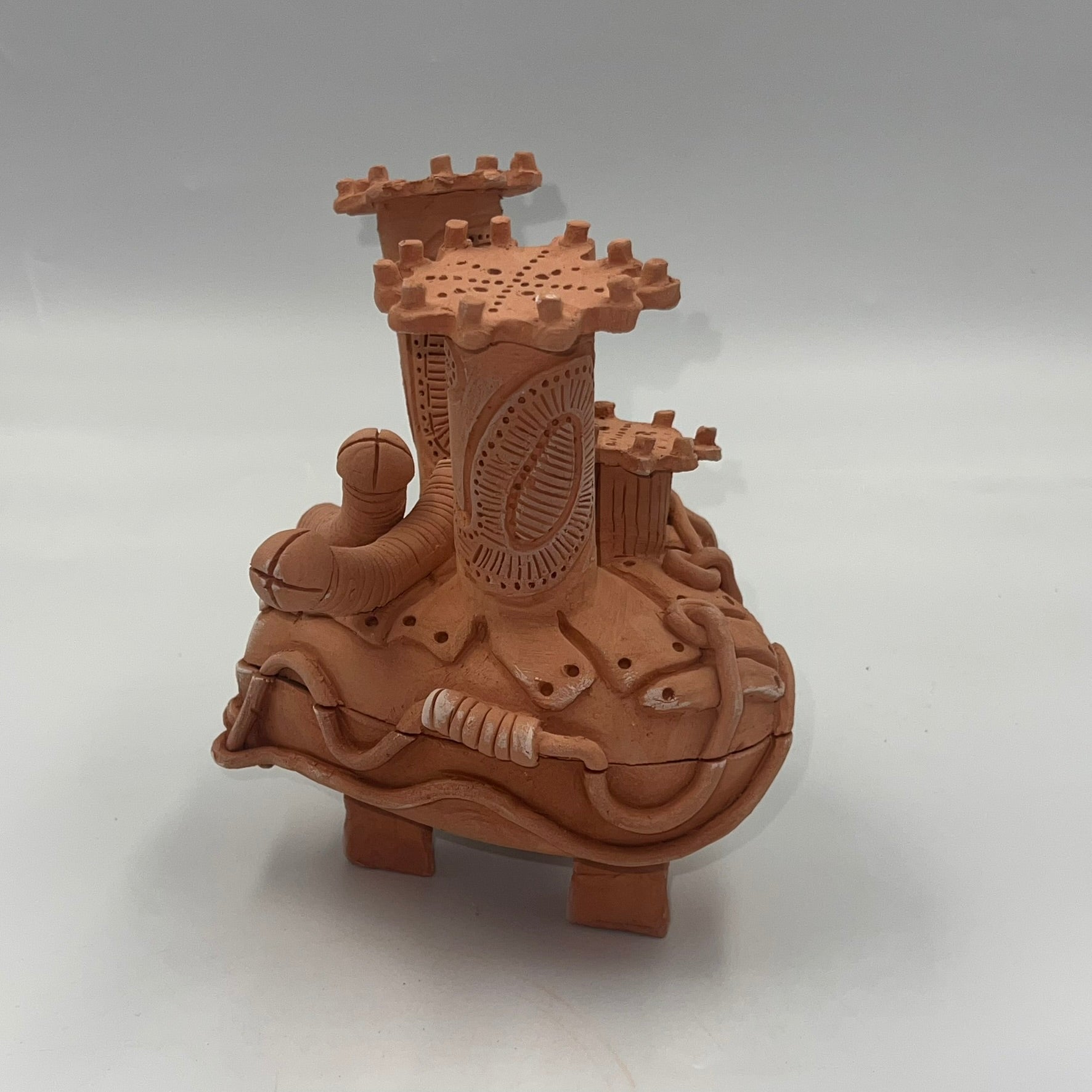❤️ Vessel of Vines – Steampunk Heart Box Incense Holder