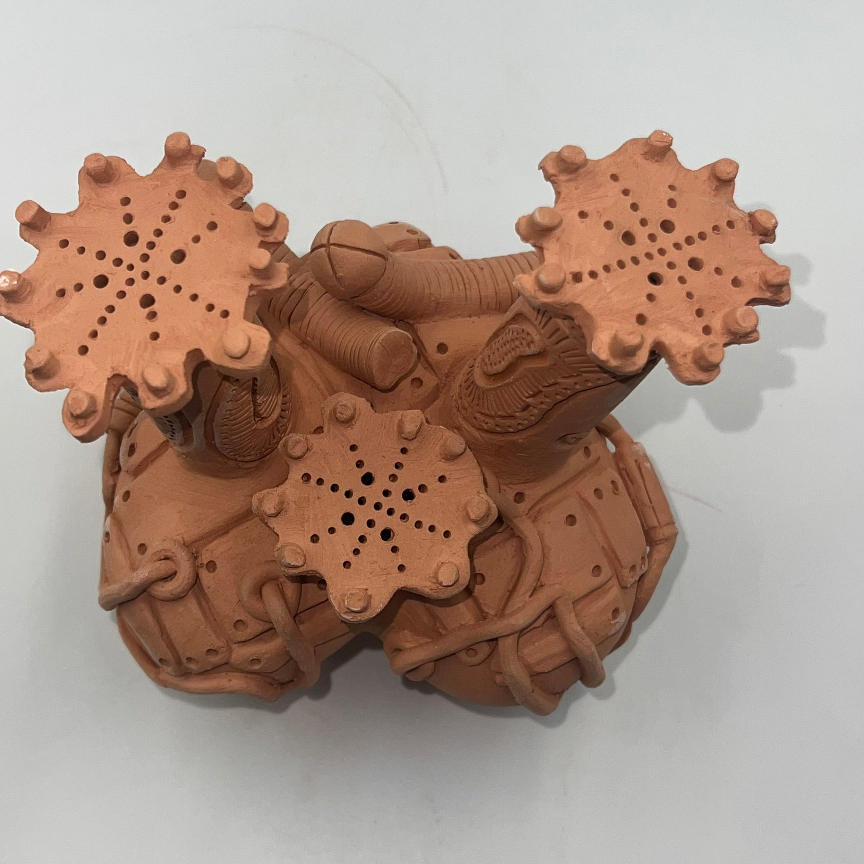 ❤️ Vessel of Vines – Steampunk Heart Box Incense Holder
