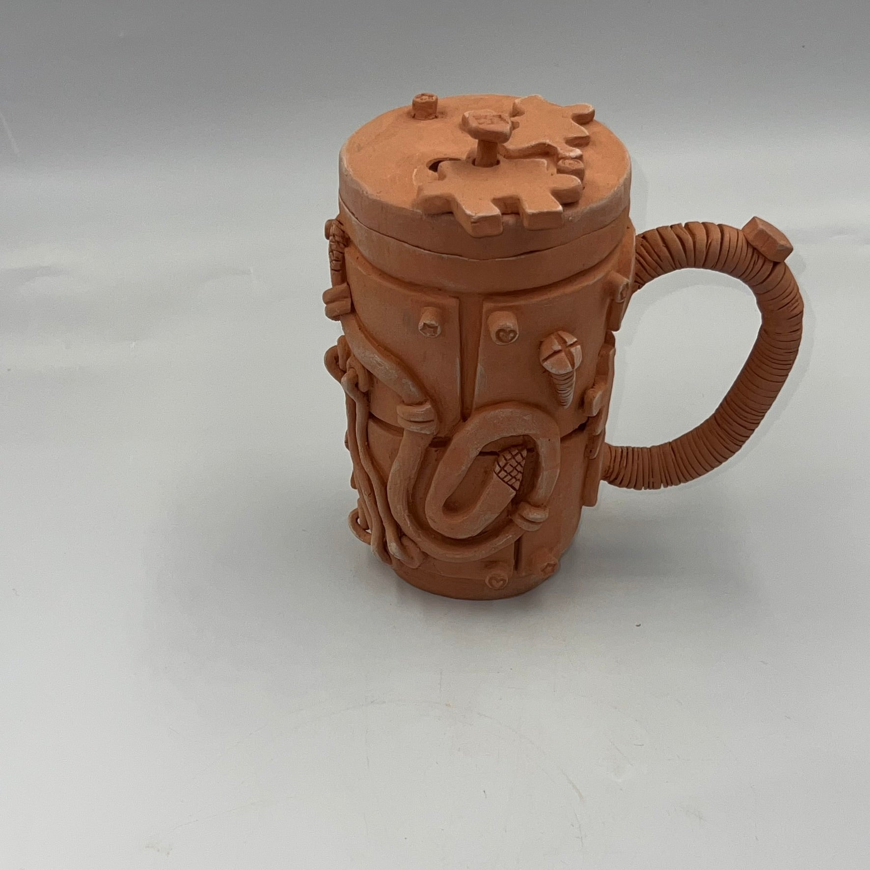 🧩 Puzzle Tankard – Steampunk Drinking Vessel