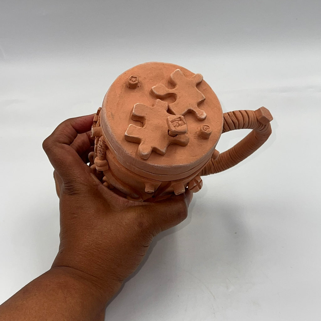 🧩 Puzzle Tankard – Steampunk Drinking Vessel